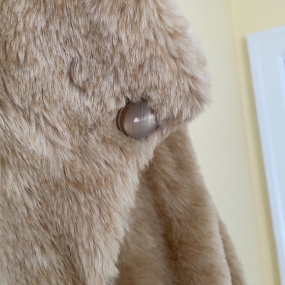 Anthropologie Tulle faux fur coat - Picture 2 of 5